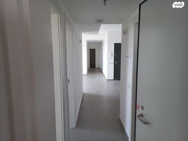 דירה, יצחק נבון 3, נאות אריאל שרון, קרית אונו