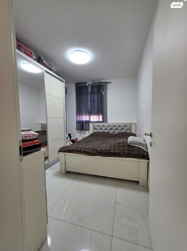 דירה, הנרקיסים 12, רכסים, רכסים