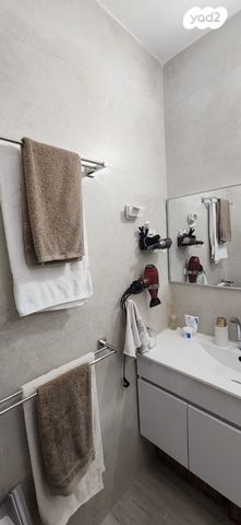 דירה, הרא"ה 53, שכונת הלל, רמת גן