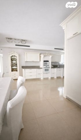 דירה, יונתן נתניהו 14, ברנע, אשקלון