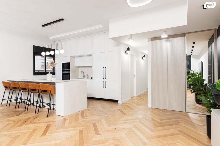 גג/ פנטהאוז, שולמית אלוני 7, נחלת יהודה, ראשון לציון