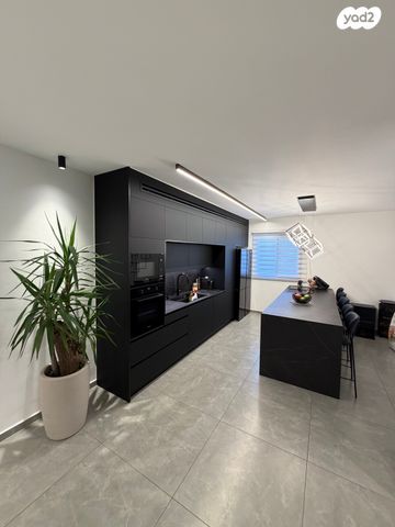 דירה, גולדה מאיר 106, מורשת, מודיעין מכבים רעות