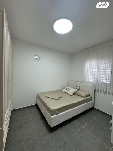 גג/ פנטהאוז, שלמה בן יוסף 8, רובע ו', אשדוד