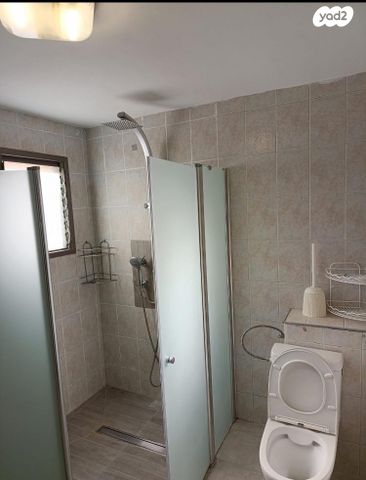 דופלקס, הנרקיס 10, שאר העיר, חצור הגלילית