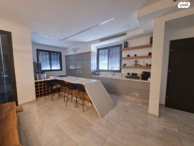 בית פרטי/ קוטג', שדרות אלון 1, גבעות בר, גבעות בר