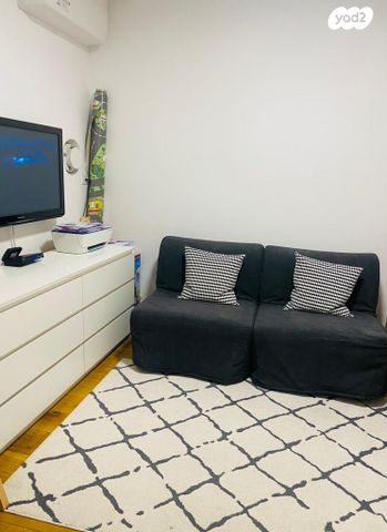 דירה, הגנים 22, נווה גן, רמת השרון