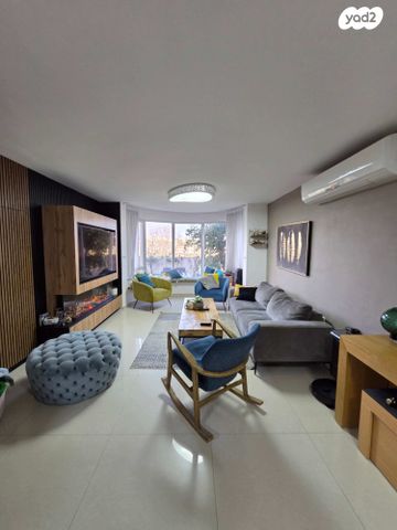 גבעת קנדה 29