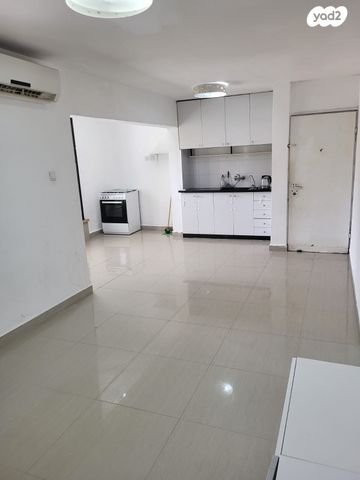 דירה, הרב אברהם הלל 5, ויצמן, רמלה