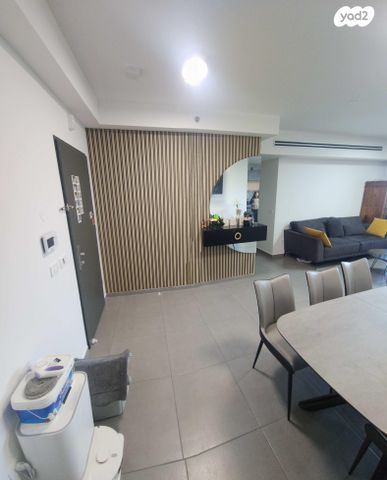 דירה, משה לוי 23, נאות שמיר, רמלה