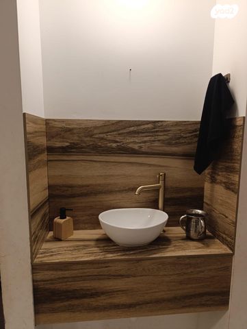 דירה, כ' בחשוון 1, בית אל, בית אל