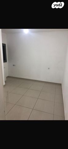 דירה, שדרות רובע יזרעאל 28, רובע יזרעאל סביוני העמק, עפולה