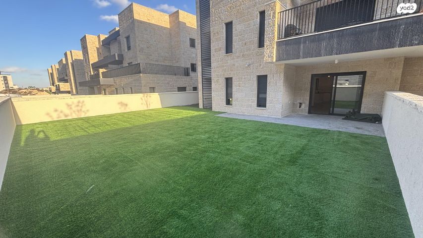 יצחק ארנסט נבנצל 1