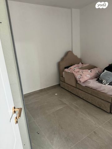 דירה, יהושע רבינוביץ 5, בן גוריון, חולון