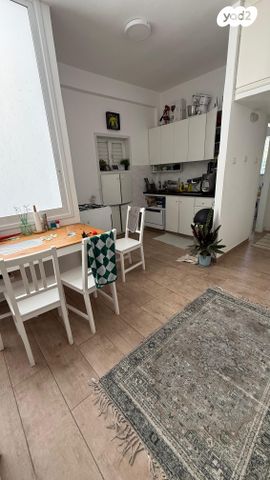 דירה, חנה סנש 6, גבעת הרמבם, גבעתיים