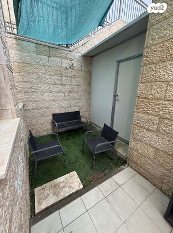 דירה, נווה שאנן 12, רובע ה', אריאל