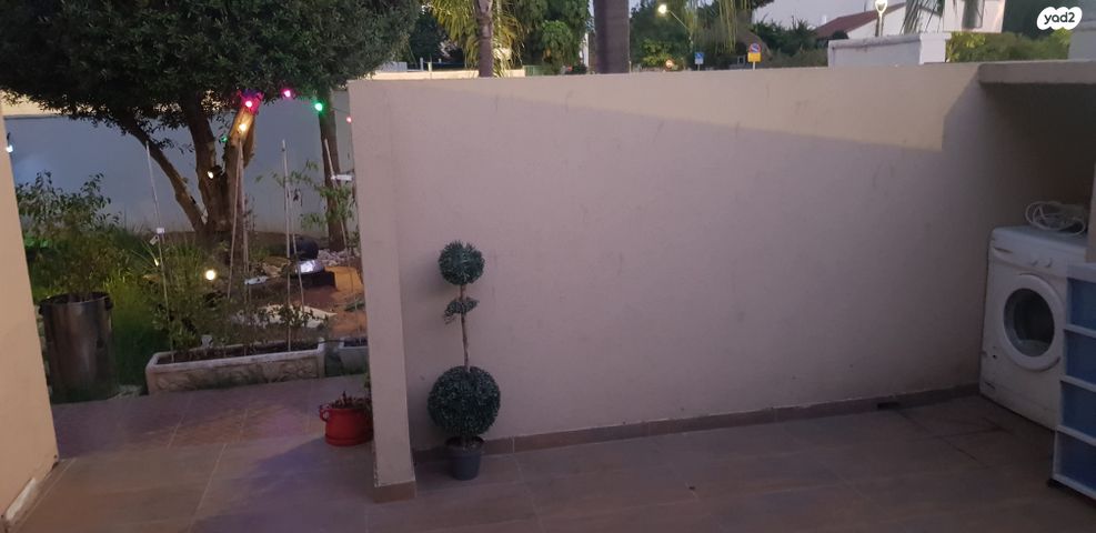 יחידת דיור, שמואל הנגיד 61, קרית שז"ר, רעננה