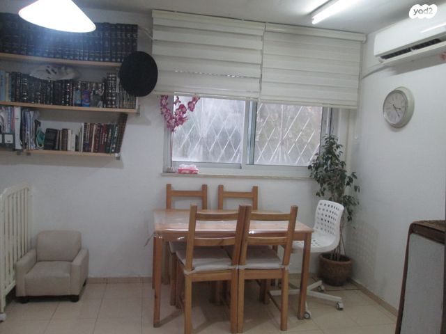 ראובן גמזון 9