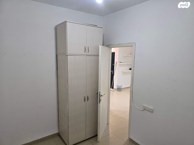 דירה, ביכורים 48, מרכז הכרמל, חיפה