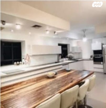 בית פרטי/ קוטג', הרב קוק 77, מרכז, הרצליה