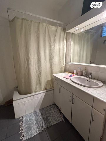 דירה, ד"ר מוסקוביץ' 22, ב' / צפון מערב העיר, רחובות