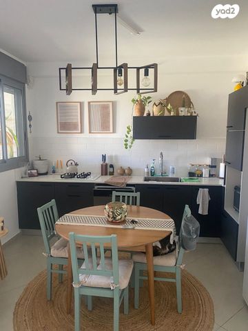 דירה, אסירי ציון 7, קרית שלום, תל אביב יפו