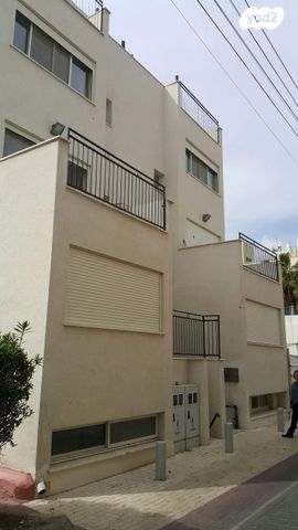דירה, נתן הנביא 36, התקוה, בית יעקב, נווה צה"ל, תל אביב יפו