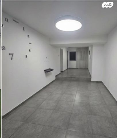 דירה, ברל כצנלסון 24, שיכון ג', קרית שמונה