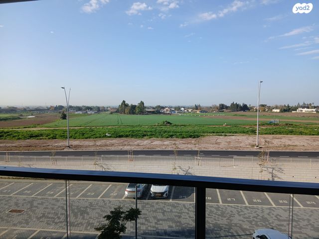 הרב מרדכי אליהו 22