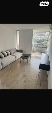 דירה, דרך מצדה 18, שכונה ד', באר שבע