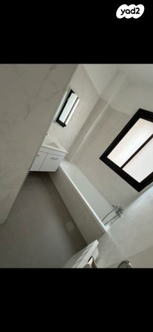 דירה, רותם 1, המגרסה, מבשרת ציון