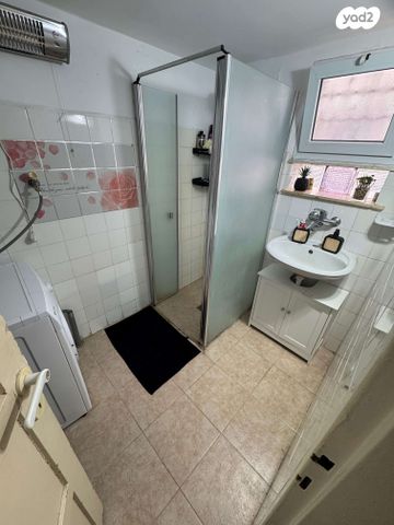 דירה, זינגר 7, מרכז העיר, סביניה, הוותיקה, קרית ביאליק