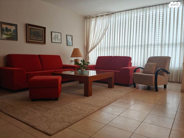 בן גוריון 35