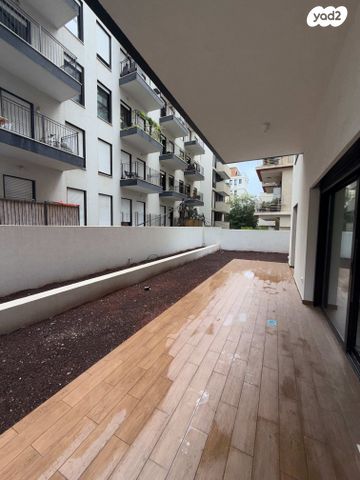 דירת גן, ראש פינה 14, נווה שאנן, תל אביב יפו