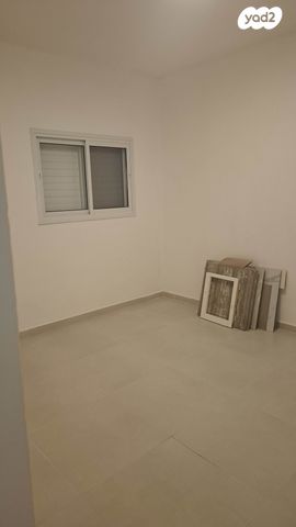 דירה, דניאל 16, לב העיר, בת ים