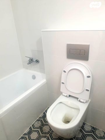 דירה, שדרות הילד 13, שכונת בן גוריון, מרכז העיר ג', רמת גן