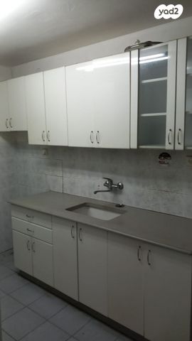 אברהם שלונסקי 21