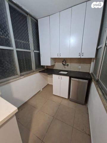 דירה, הרצל 75, המרכז השקט / מרכז העיר, פתח תקווה