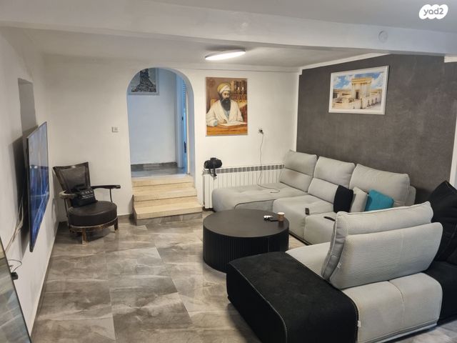 דירה, דב הוז 3, קטמונים, ירושלים