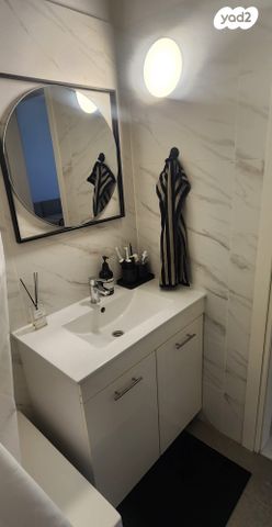 דירת גן, רועי קליין 5, קרית קריניצי, רמת גן