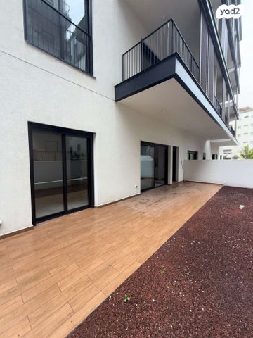 דירת גן, ראש פינה 14, נווה שאנן, תל אביב יפו