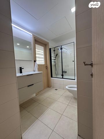 דירה, יצחק בן צבי 9, מרכז אזרחי, באר שבע