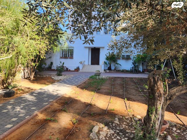 בית פרטי/ קוטג', גילדסגיים 6, קרית קריניצי, רמת גן