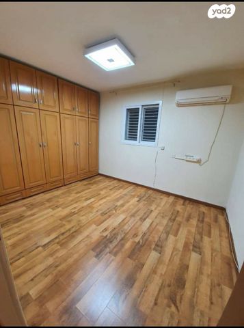 דירה, שבטי ישראל 22, גבעת אולגה, חדרה