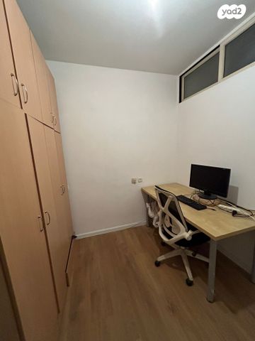 אבן גבירול 47