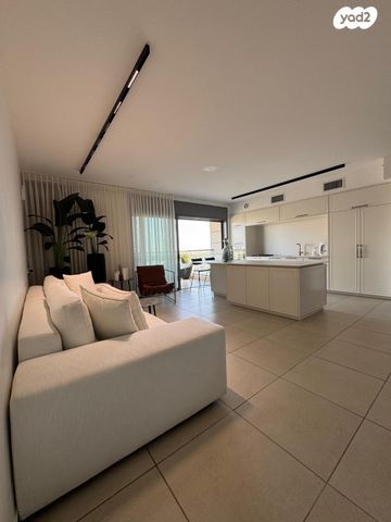 דירה, יצחק בן צבי 9, מרכז אזרחי, באר שבע