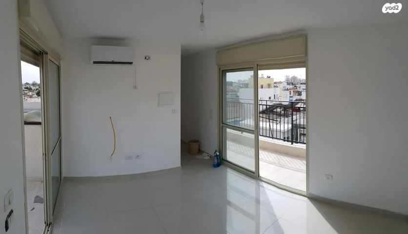 דירה, נתן הנביא 36, התקוה, בית יעקב, נווה צה"ל, תל אביב יפו