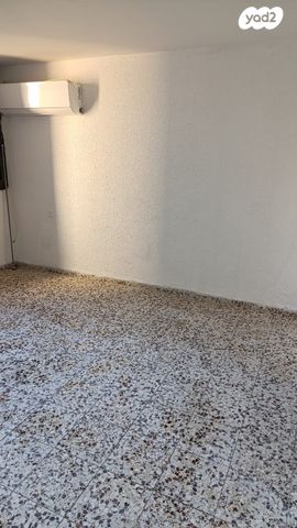 דירה, משה דיין 2, גני אלון, חדרה