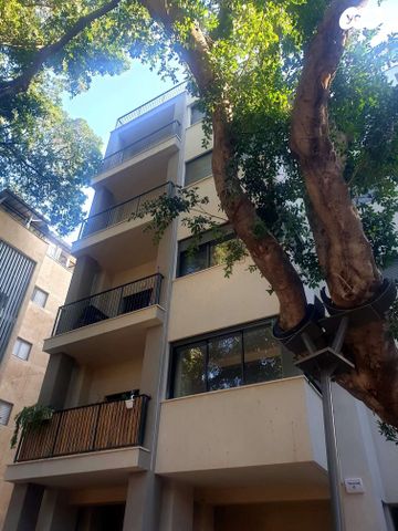 דירה, שדרות הילד 13, שכונת בן גוריון, מרכז העיר ג', רמת גן