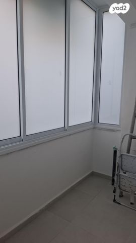 דירה, דניאל 16, לב העיר, בת ים