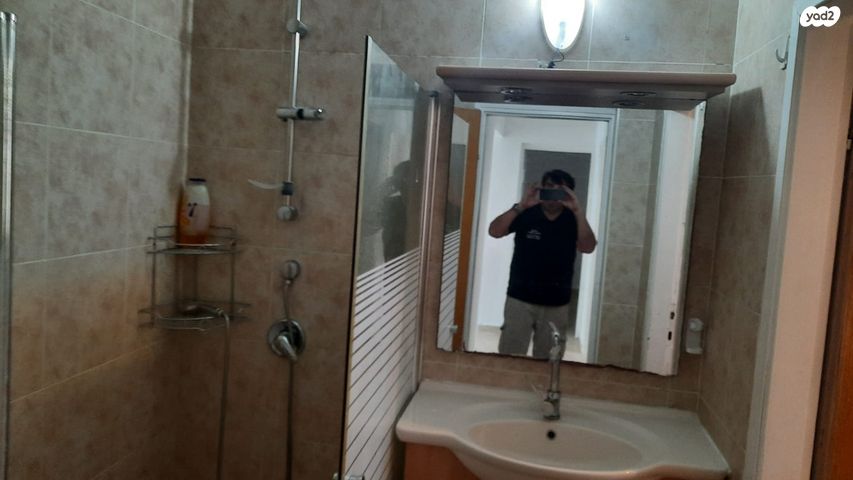 דירה, האצ"ל 14, שיכון ד', קרית שמונה